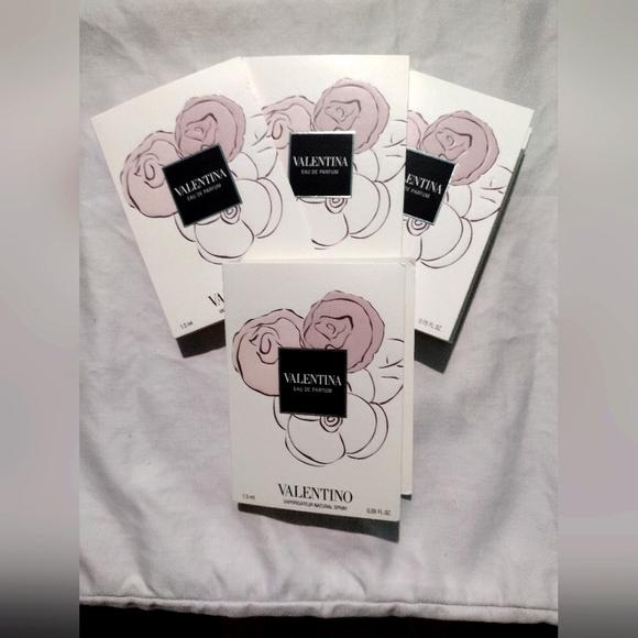 Valentino Valentina samples - Picture 1 of 2